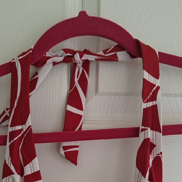 Jantzen One Piece Swimsuit in Red and White - Picture 3 of 7